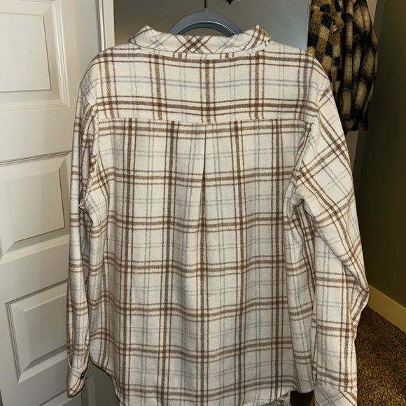 🍂White fox boutique fall flannel - Picture 6 of 7